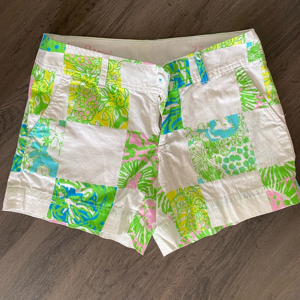 Lilly Pulitzer Callahan Short (size 2)